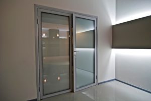 Алюминиевая дверь 1300×2200 мм. GFTD41202