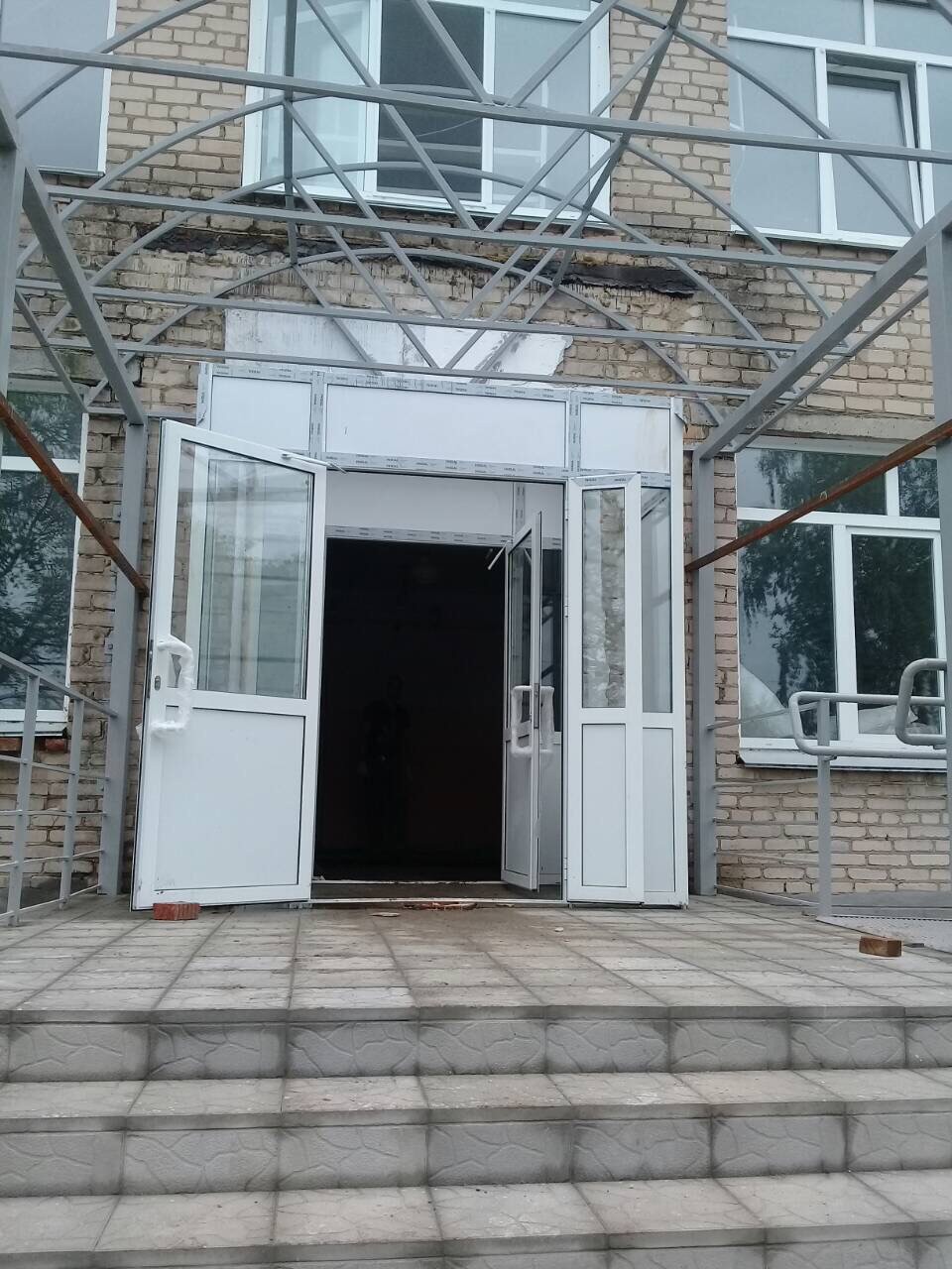 Алюминиевая дверь 900×2300 мм. GFTD50204 Алюминиевая дверь 900×2300 мм. GFTD50204
